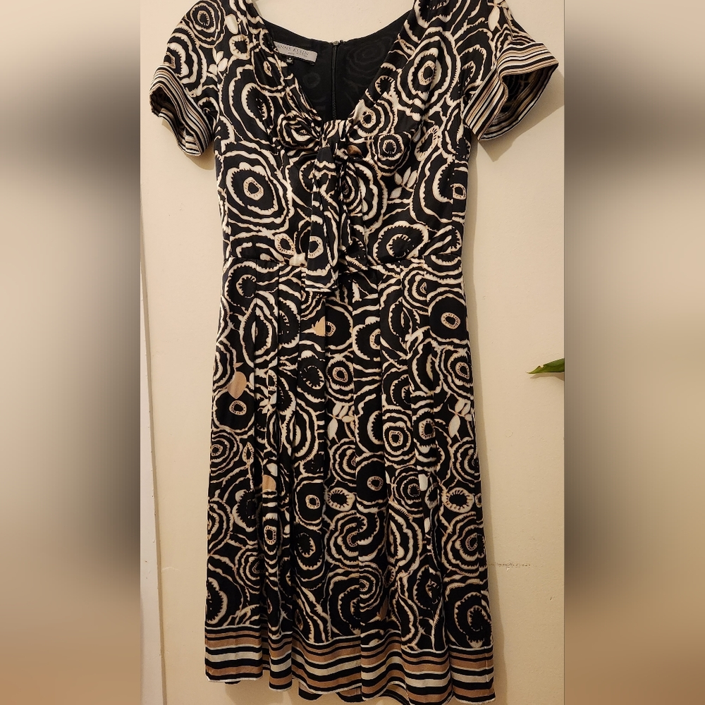 Annklein short sleeve  dress with lining